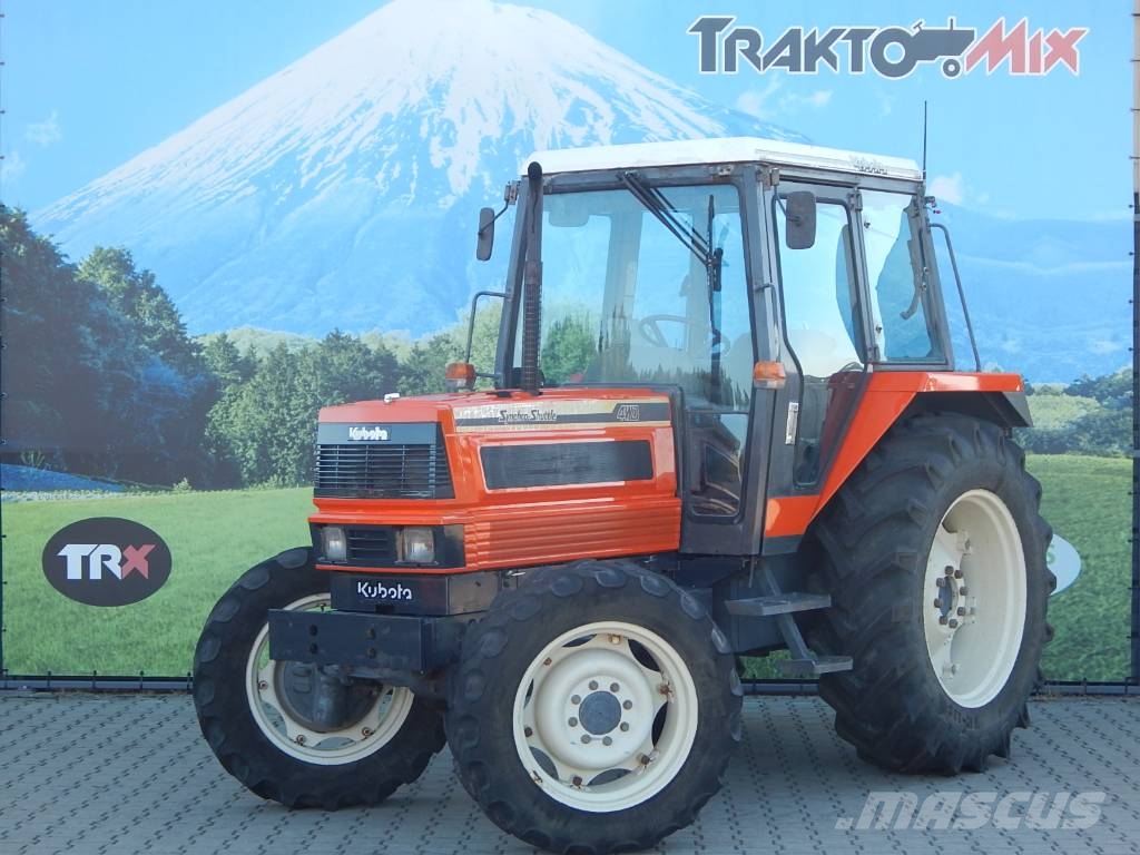 Kubota M1-85 Trattori compatti