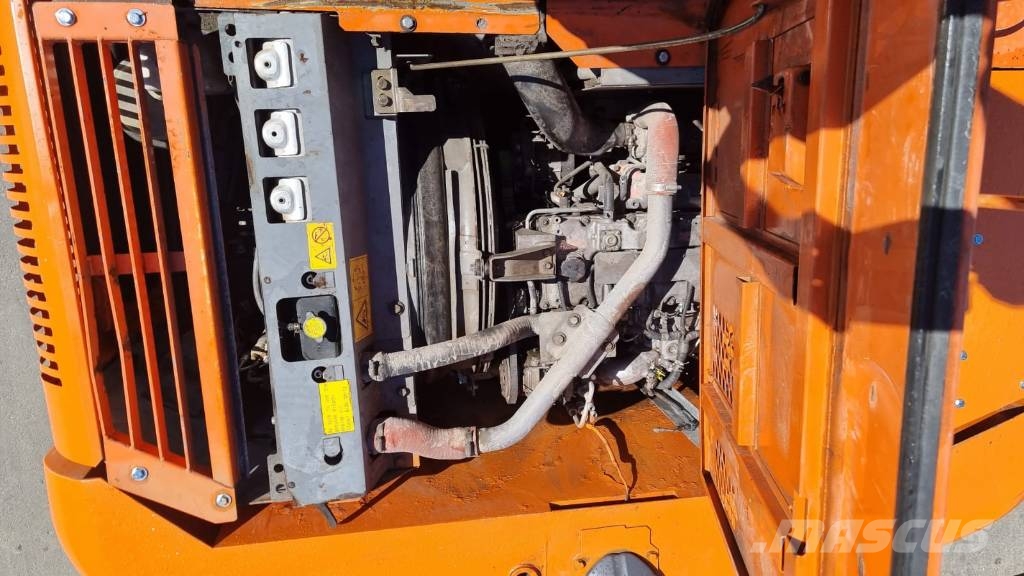 Hitachi ZX 180 LC N-3 Excavadoras sobre orugas