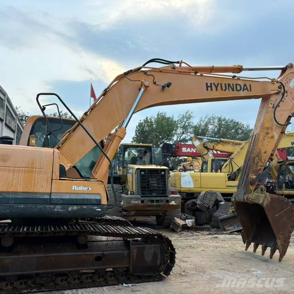 Hyundai 220 Raupenbagger