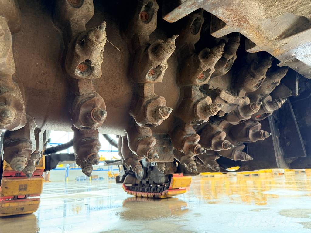 Wirtgen W 150 Asfaldi külmfreesimise masinad
