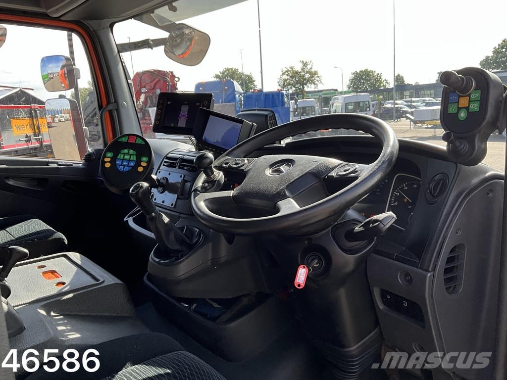 Mercedes-Benz Atego 1321 Euro 6 Scarab Merlin Links en rechts ve Kamioni za čišćenje ulica