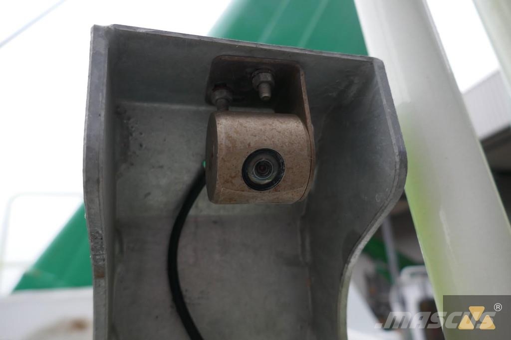 Sennebogen 673E 履帶式起重機