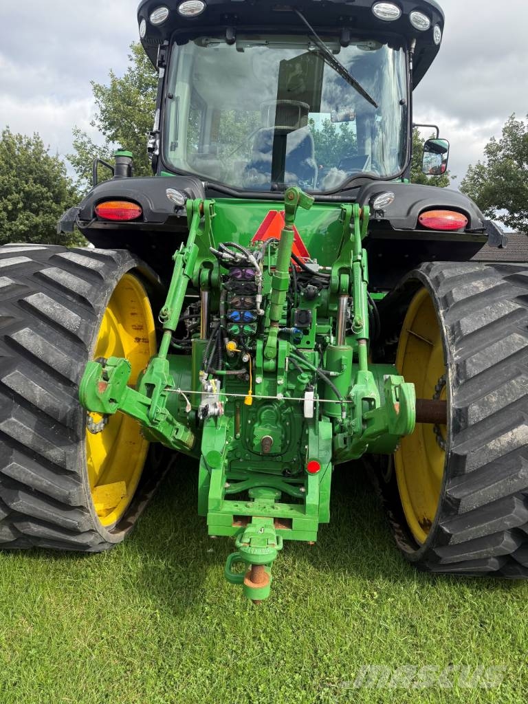 John Deere 8370 RT Tractoren