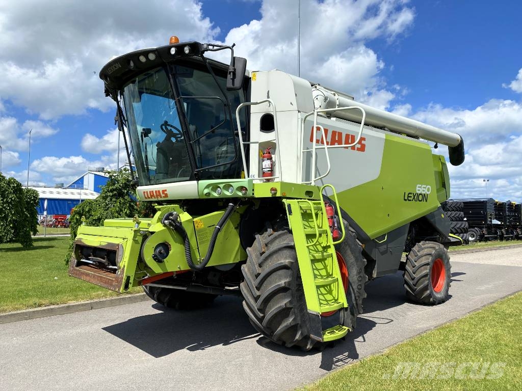 CLAAS Lexion 660 コンバイン