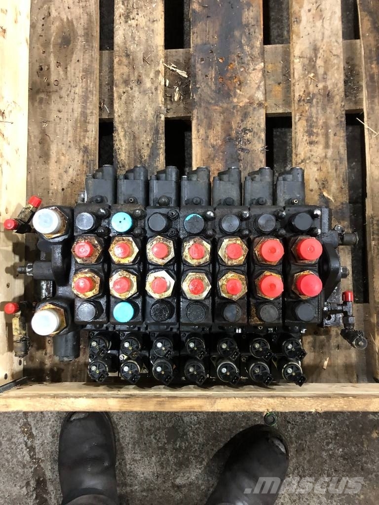 Timberjack 1270D K170LS VALVE BLOCK Hydraulik