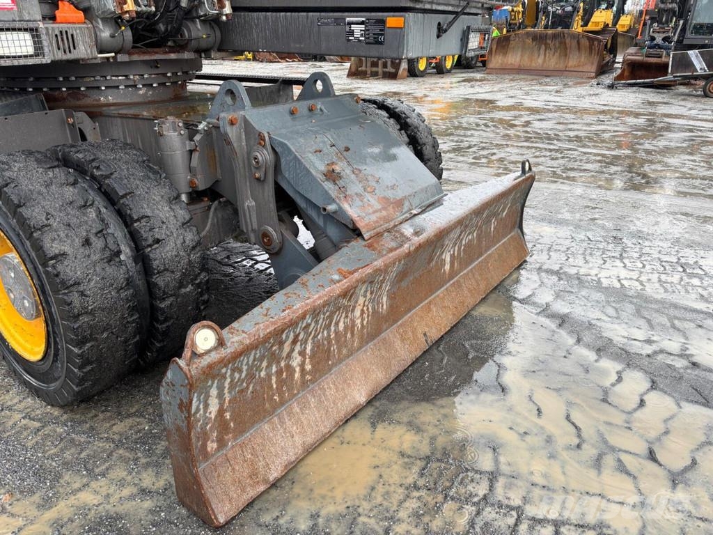 Volvo EW 220 W Tunnelpigger Wheeled excavators