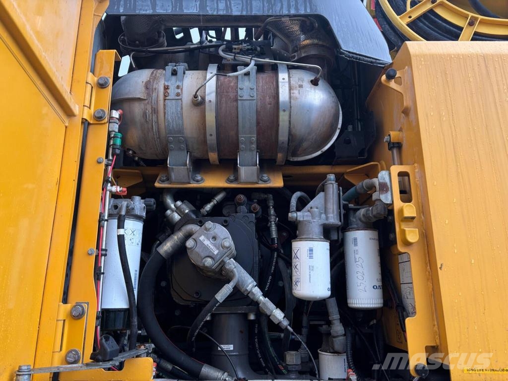 Volvo EW 220 W Tunnelpigger Wheeled excavators