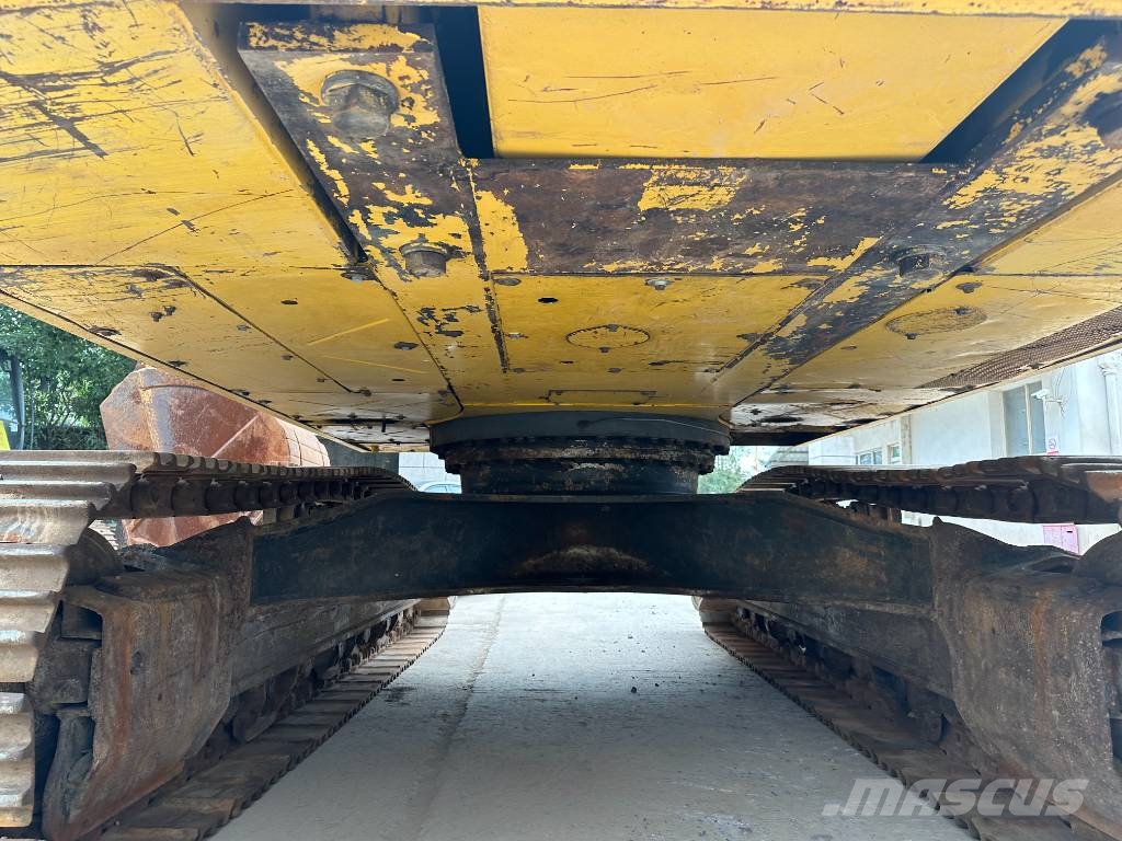 Komatsu PC 400-7 履带挖掘机