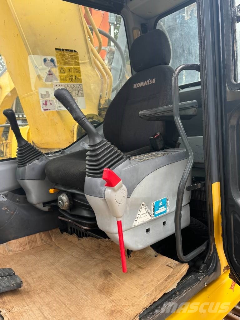 Komatsu PC 400-7 履带挖掘机