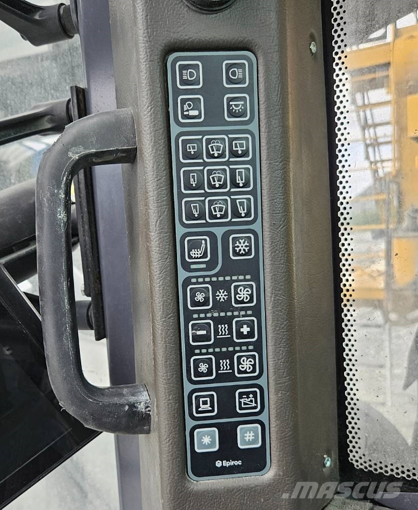 Atlas Copco SMARTROC D 65 LF Oberflächenbohrgeräte