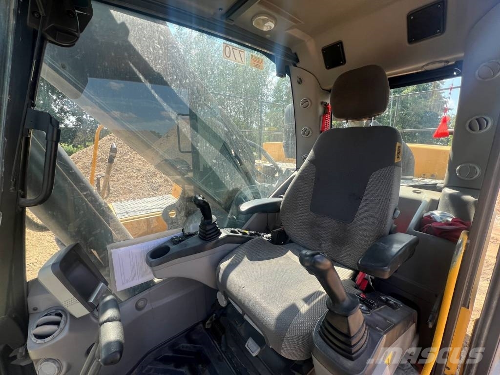 Volvo EC 300 D L 履带挖掘机