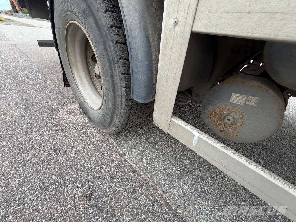 Scania P230LB4X2MNA Seria nr 3227 Box body trucks