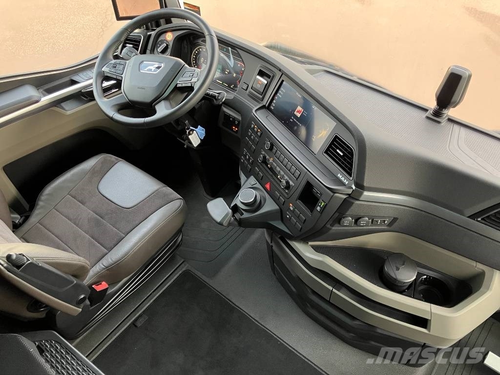 MAN TGX 26.520 Närko/PLS öppningsbar sida Skříňová nástavba