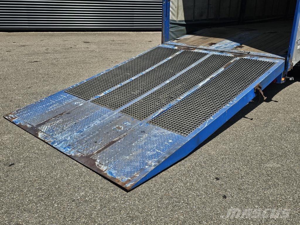 Lintrailers HYDRAULIC RAMP / FORK LIFT - MACHINE TRANSPORT Semirremolques de carga baja