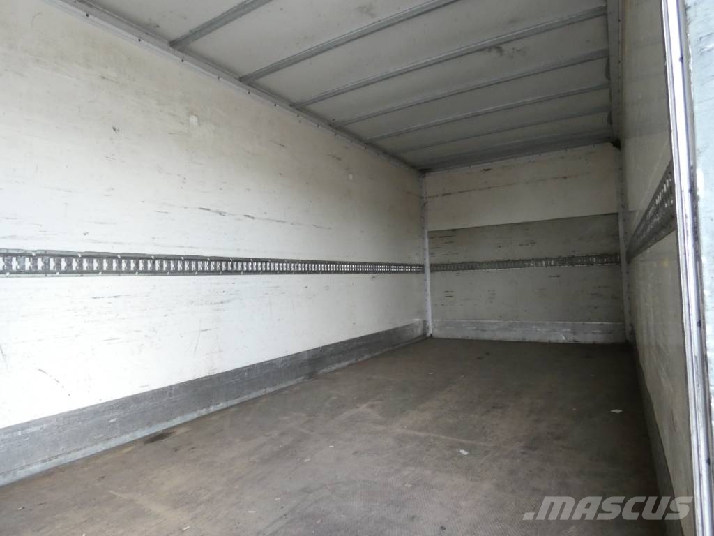 Renault Midlum 220 DCI Skapbiler