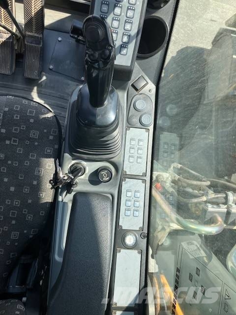 Liebherr R 920Compact Litronic Rupsgraafmachines