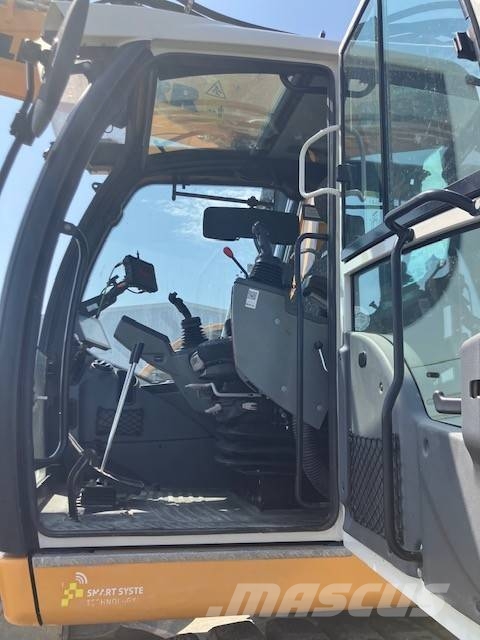 Liebherr R 920Compact Litronic Rupsgraafmachines
