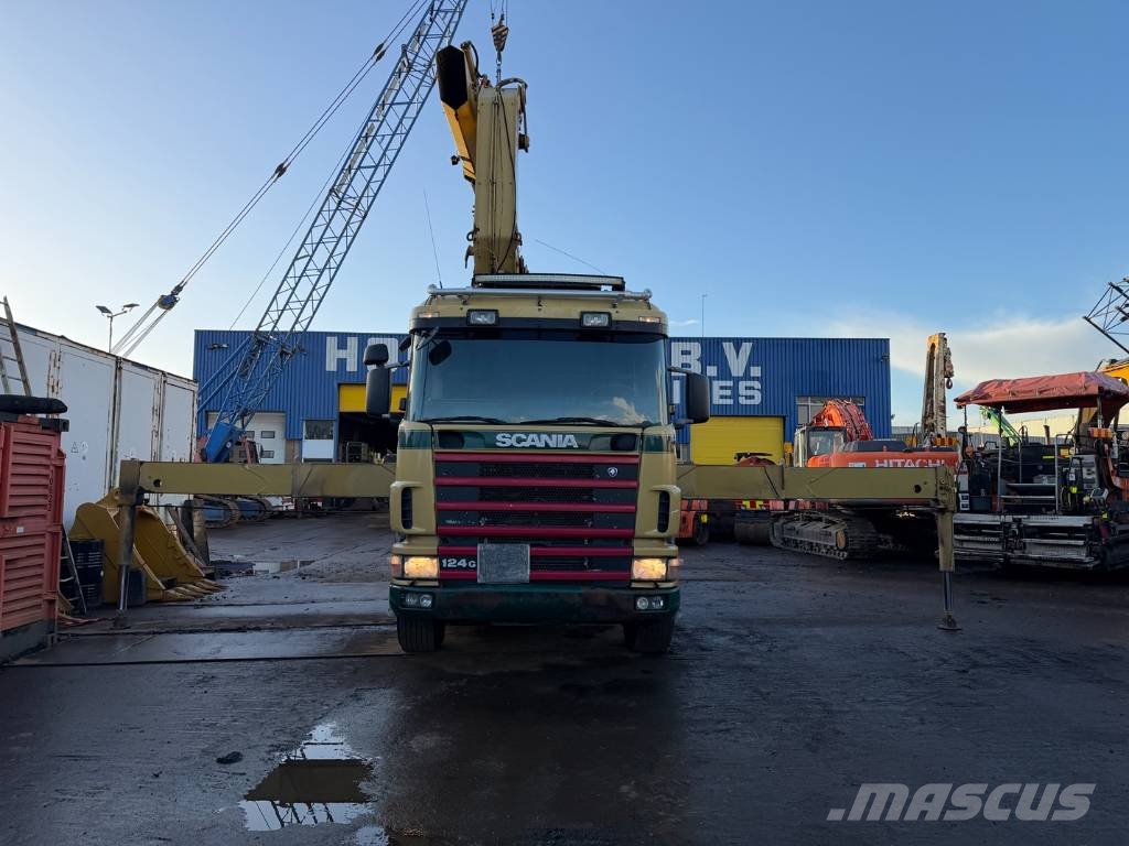 Scania R 124 G HIAB 700E-8 +jib Paletna dvigala