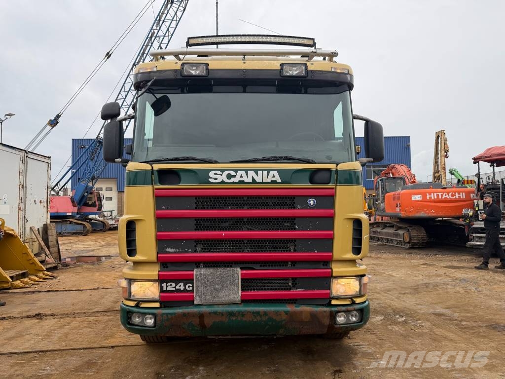 Scania R 124 G HIAB 700E-8 +jib Paletna dvigala