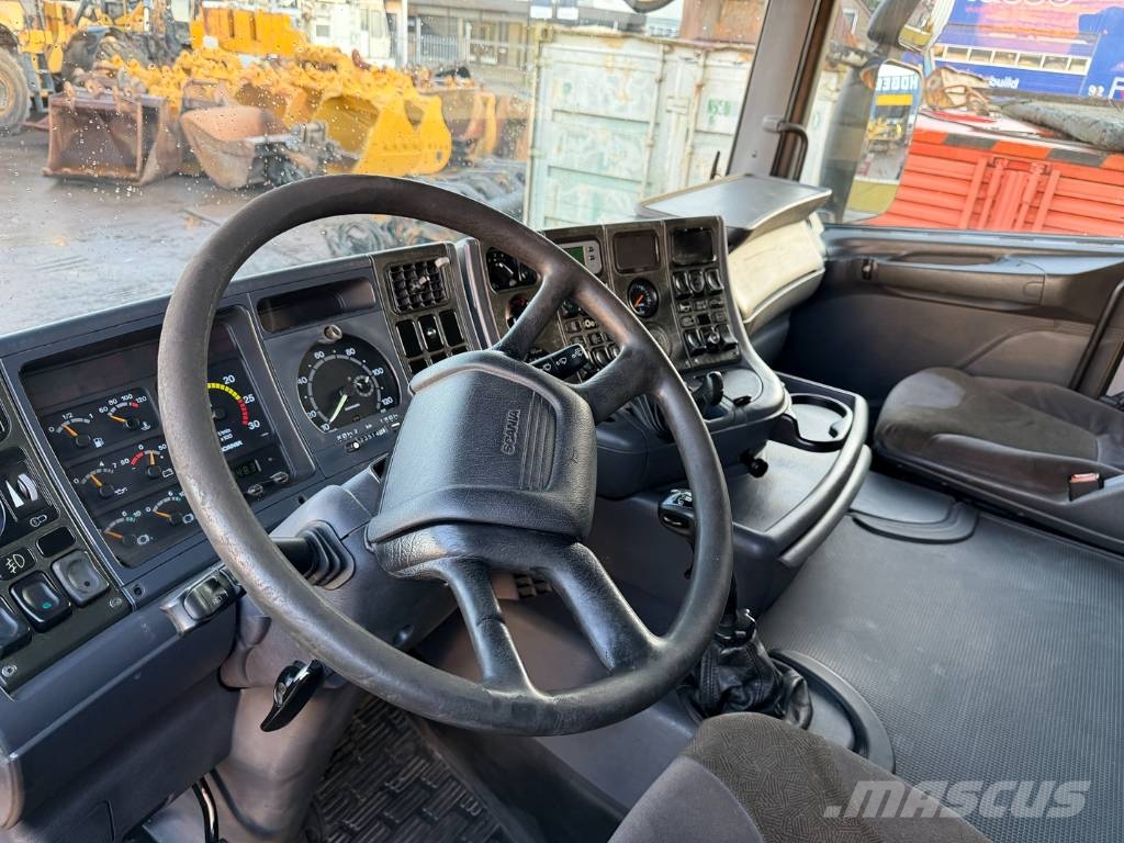 Scania R 124 G HIAB 700E-8 +jib Paletna dvigala