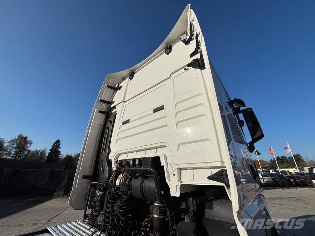 MAN TGX 28.510 6x2 TWIN BED GX CAB / INTARDER / DOUBLE وحدات الجر