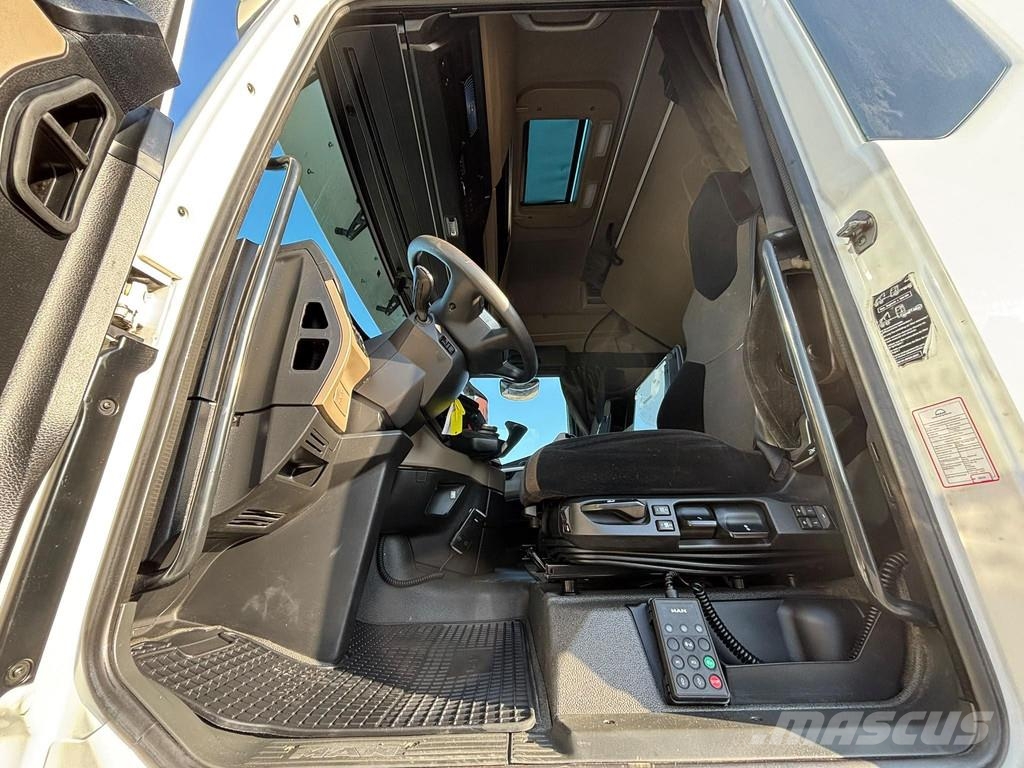 MAN TGX 28.510 6x2 TWIN BED GX CAB / INTARDER / DOUBLE وحدات الجر