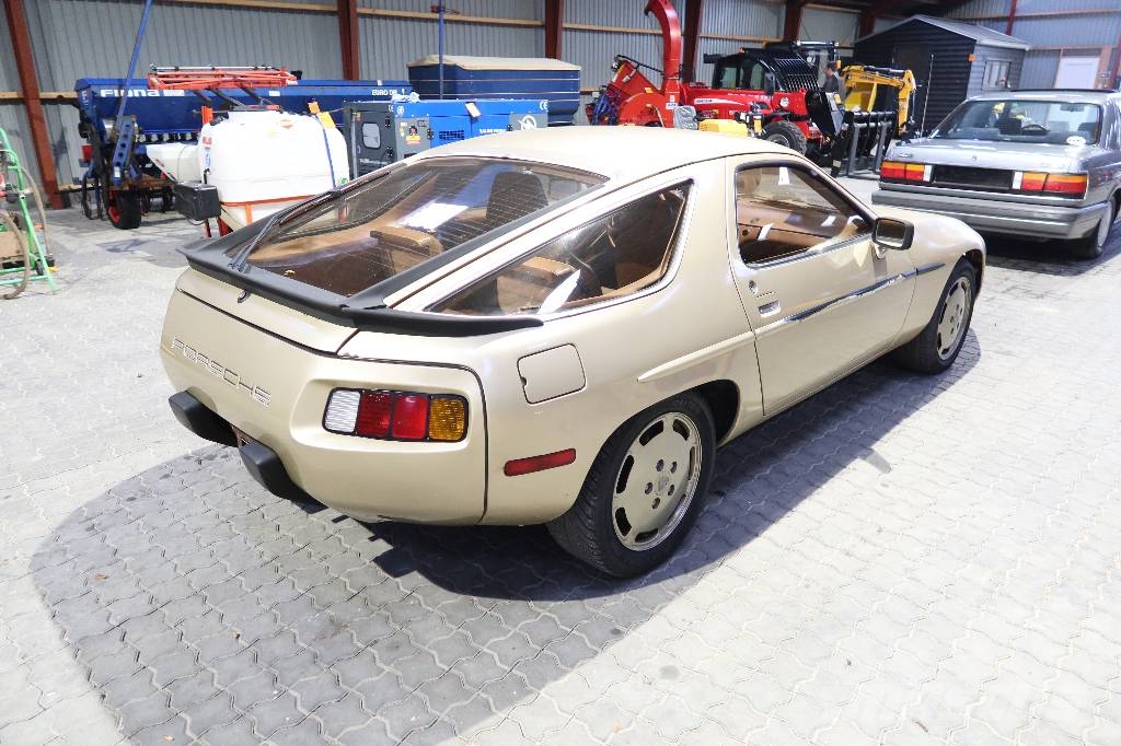 Porsche 928 Weissach Edition سيارات