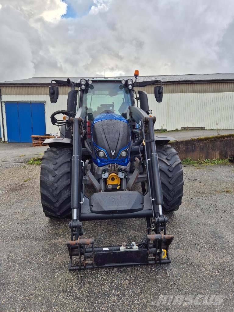 Valtra N154E VERSU 1B7 SMARTTOUCH+L+FRL+PTO Traktoren