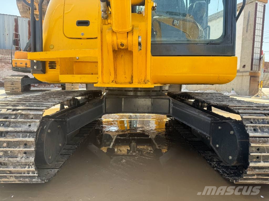 Komatsu PC 58 Mini bagri <7t