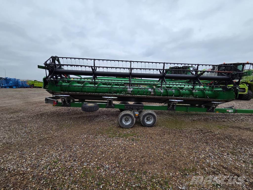 John Deere T 670 i Kombajni