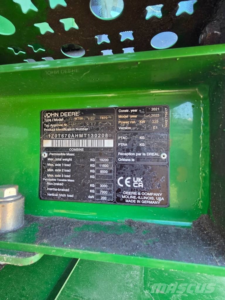 John Deere T 670 i Kombajni