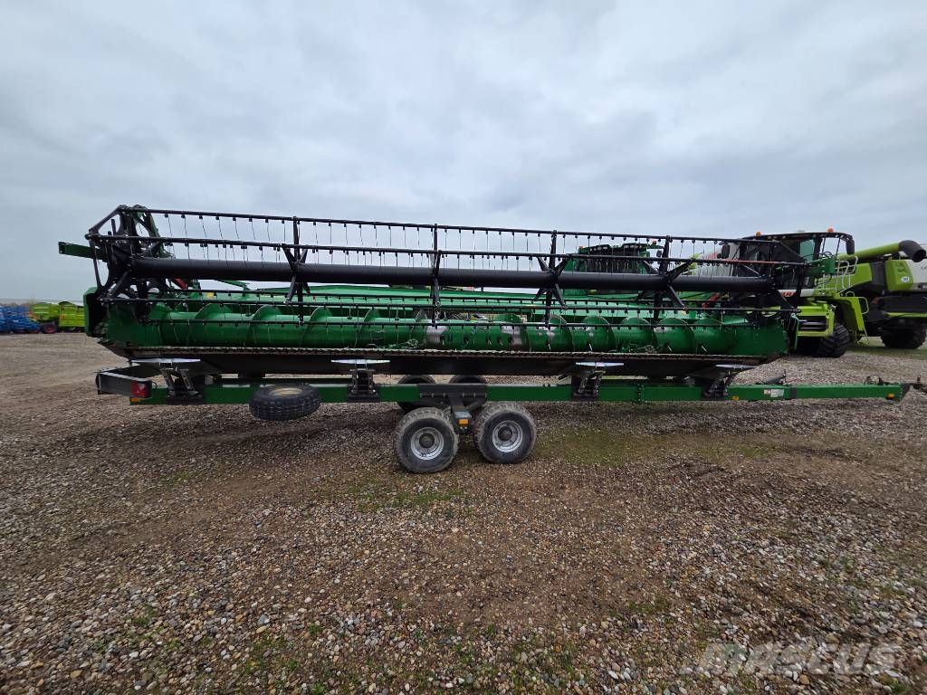 John Deere T 670 i Kombajni