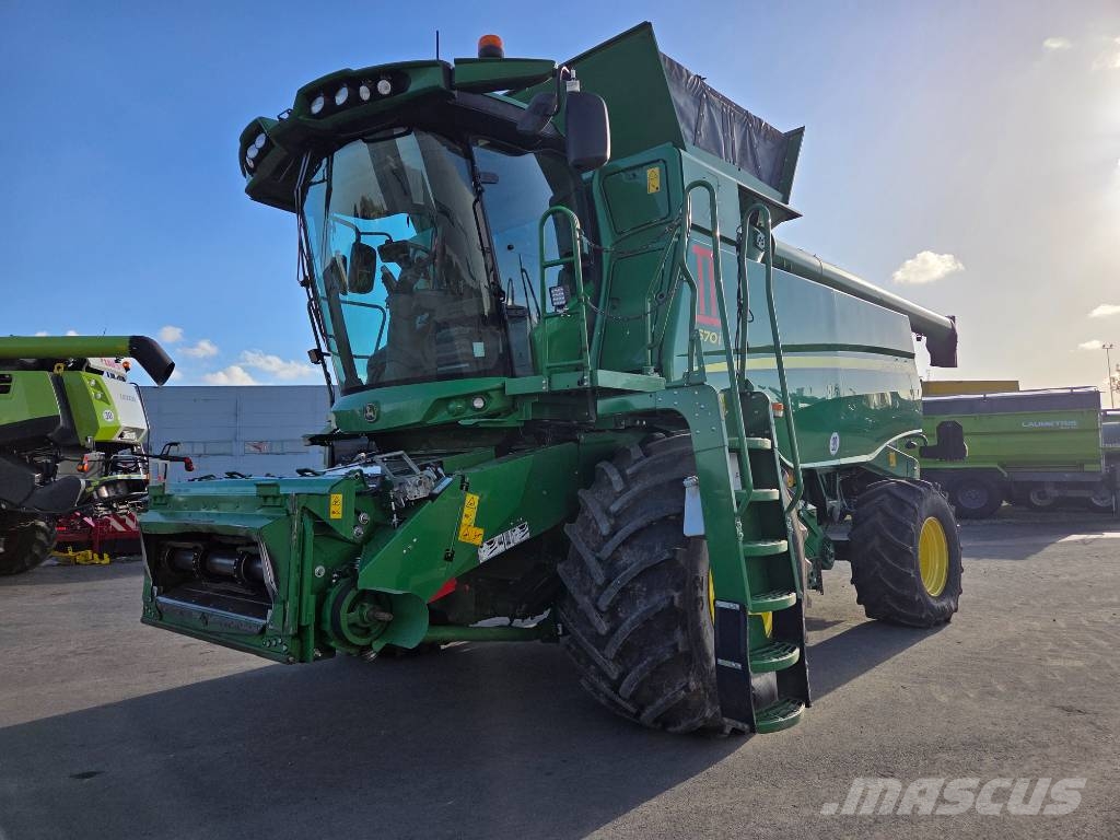 John Deere T 670 i Kombajni