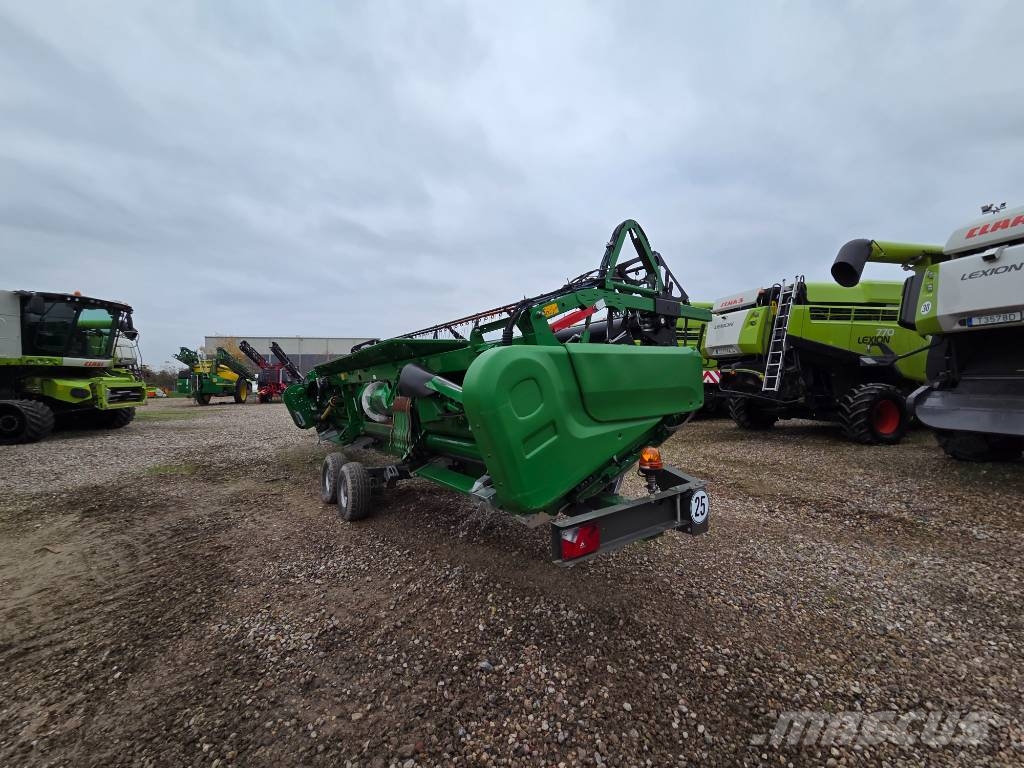 John Deere T 670 i Kombajni