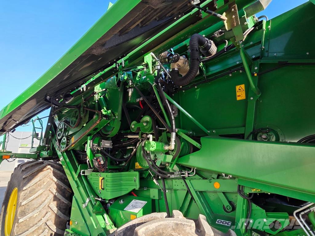 John Deere T 670 i Kombajni