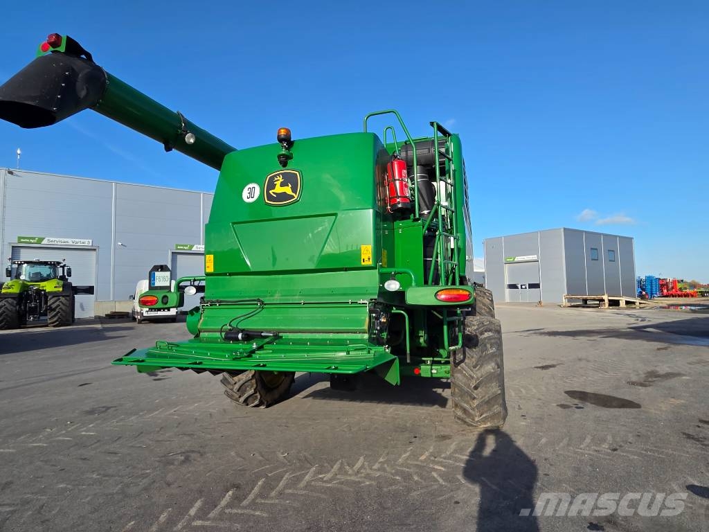 John Deere T 670 i Kombajni