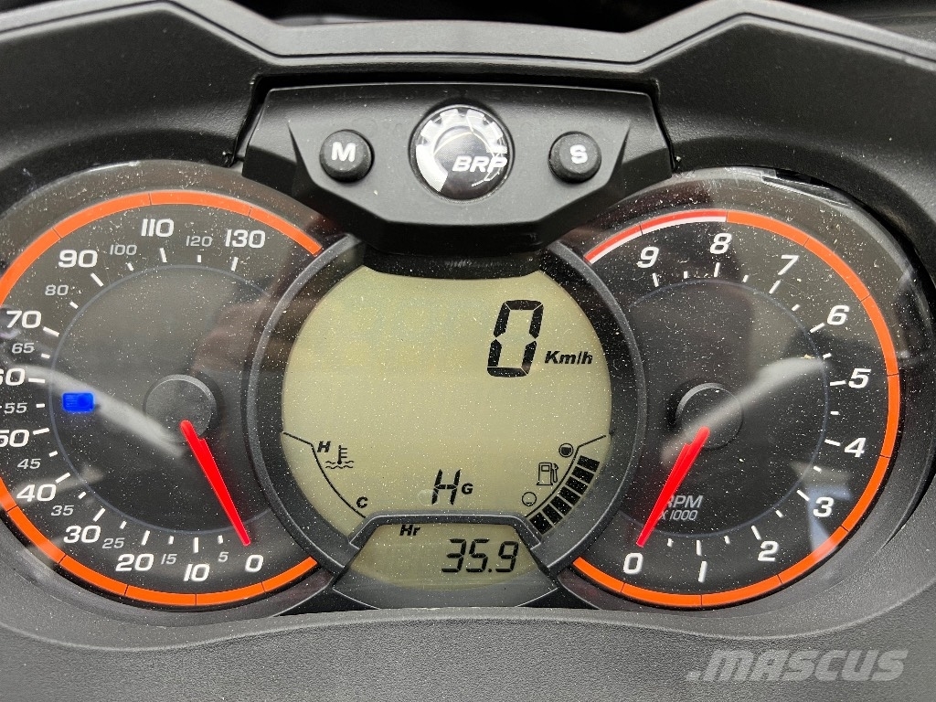 Can-am Outlander 1000 Terenska vozila