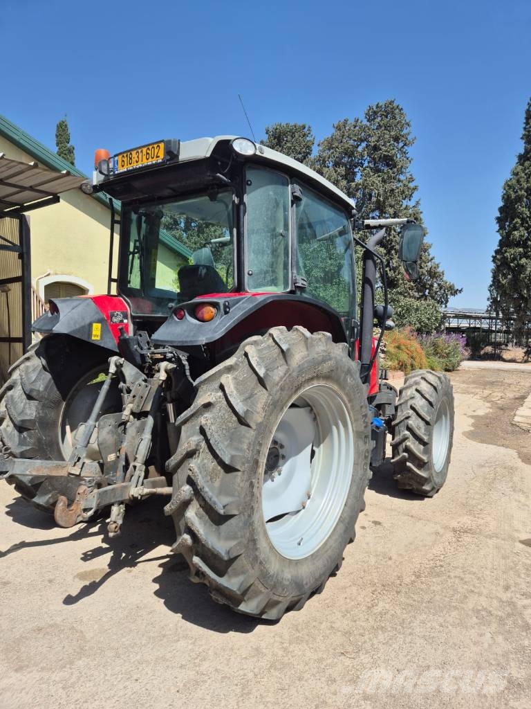 Massey Ferguson 5713 Tractors
