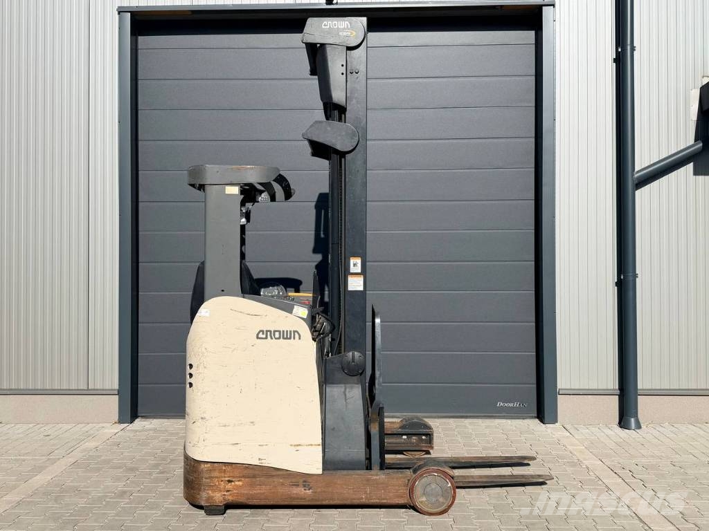 Crown ESR 5240-1.4 Schubmaststapler