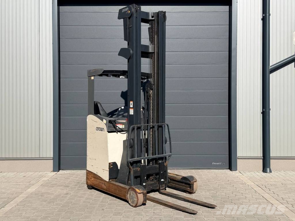 Crown ESR 5240-1.4 Schubmaststapler