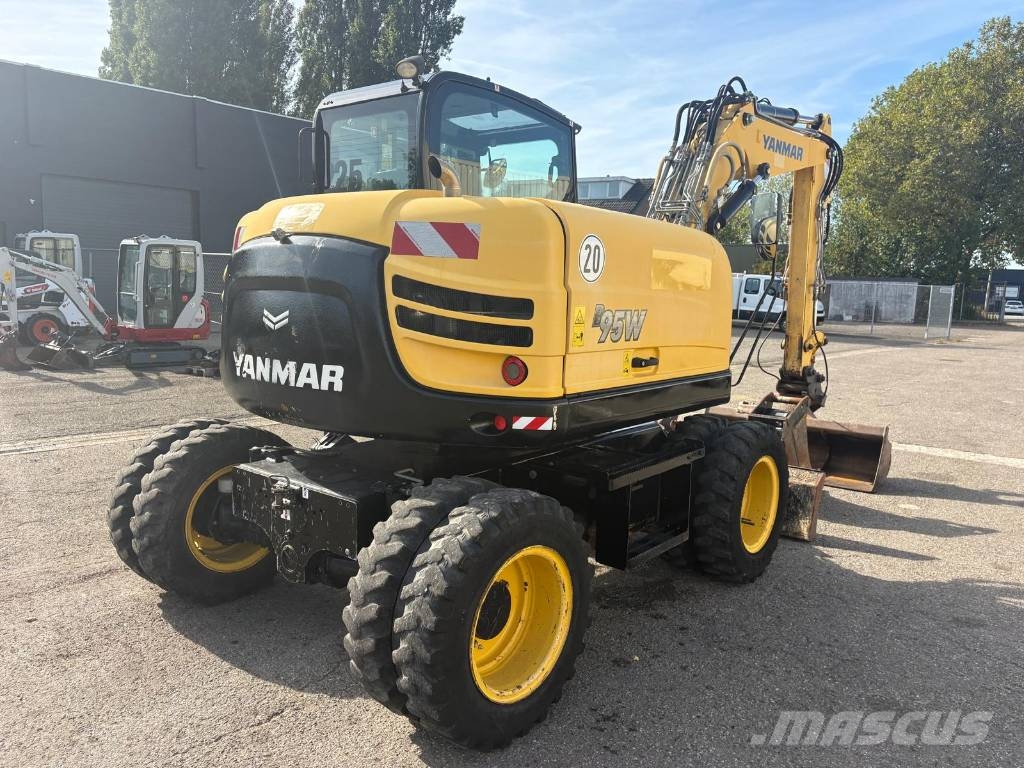 Yanmar B 95 W Koparki kołowe