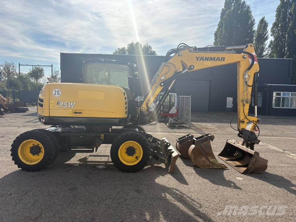 Yanmar B 95 W Koparki kołowe