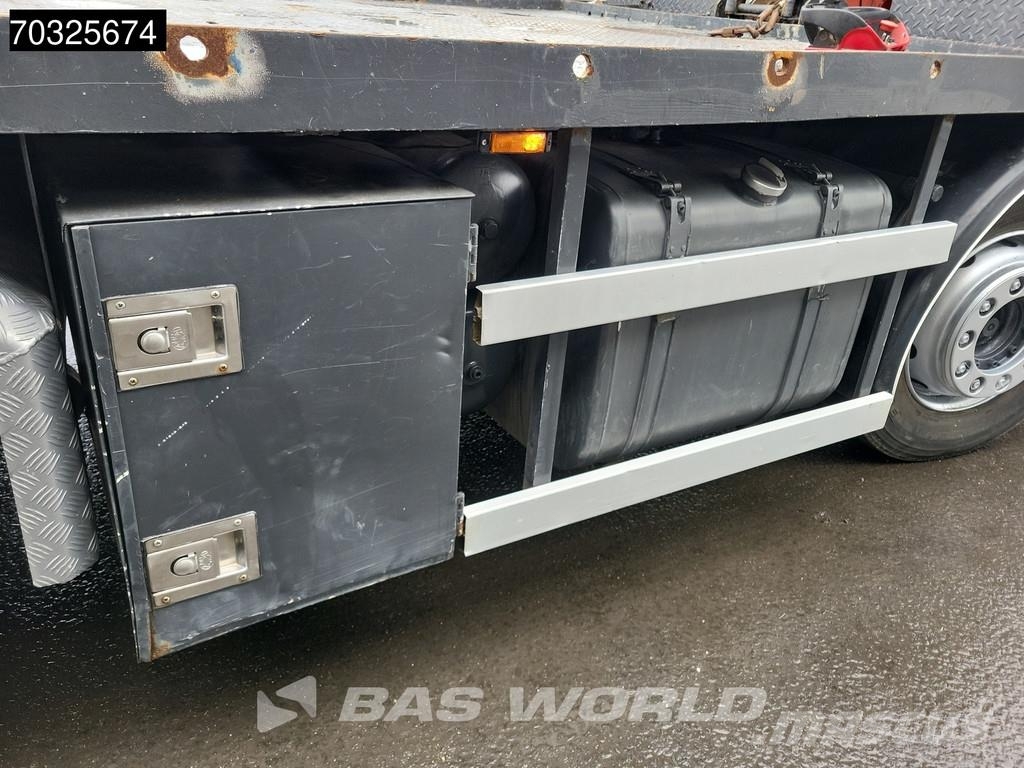 Scania P340 P 8X2 NL-truck Palfinger PK18001 EH Crane Win Camiones plataforma