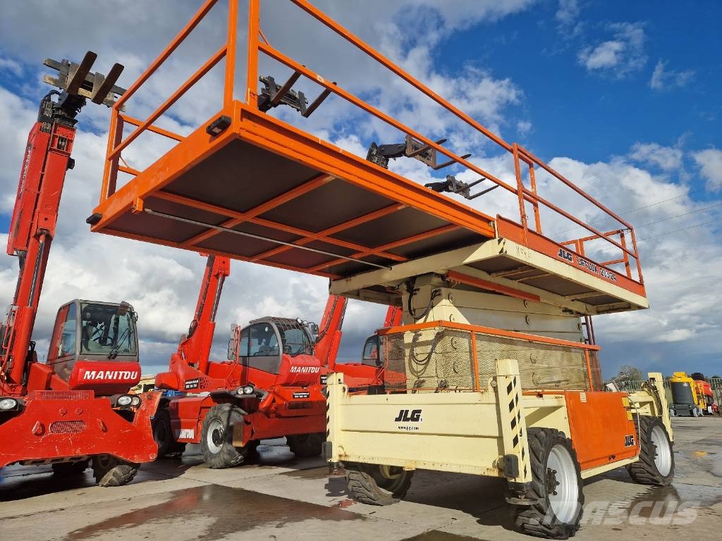 JLG 203-24 R444 Šķerveida pacēlāji