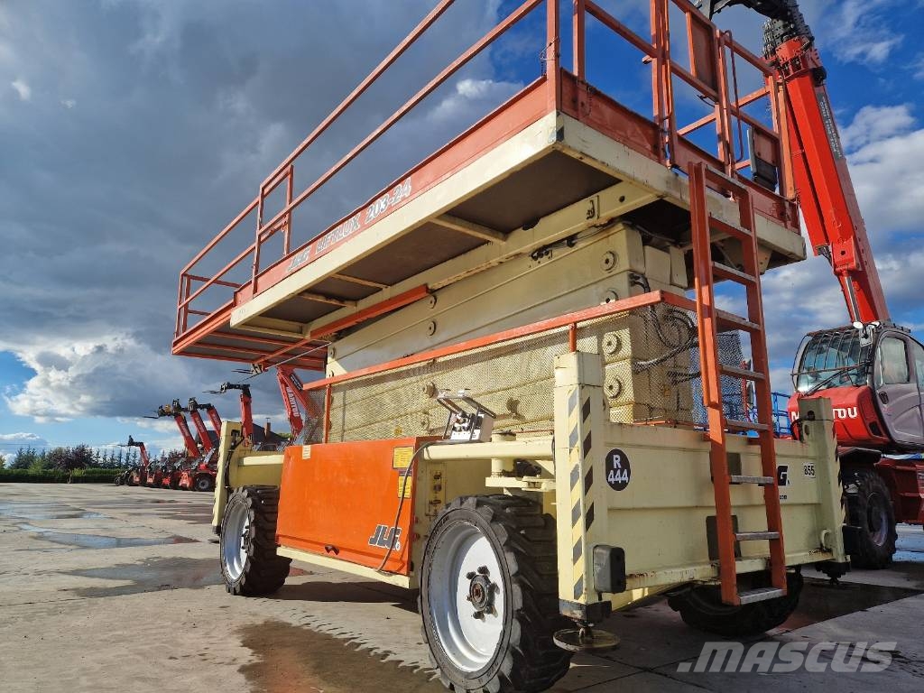 JLG 203-24 R444 Šķerveida pacēlāji