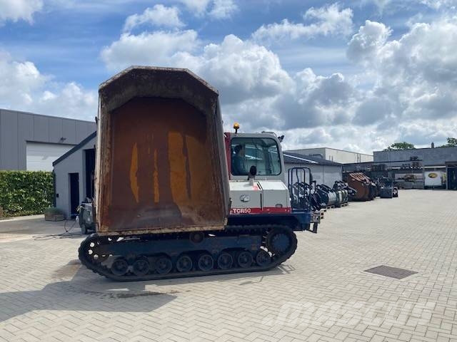 Takeuchi TCR 50 Lánctalpas dömperek