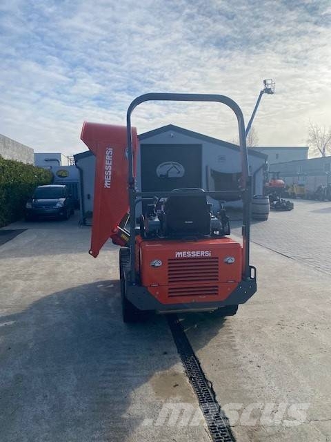 Takeuchi TCR 50 Lánctalpas dömperek
