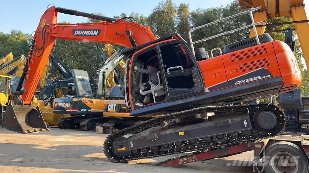 Doosan DX 225 LCA, 2025, Fengxian District, 上海, China - Used