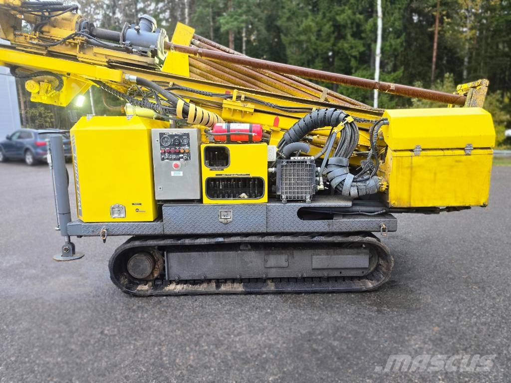 Atlas Copco WellDrill Y35 3050CR Verticale Boorinstallaties