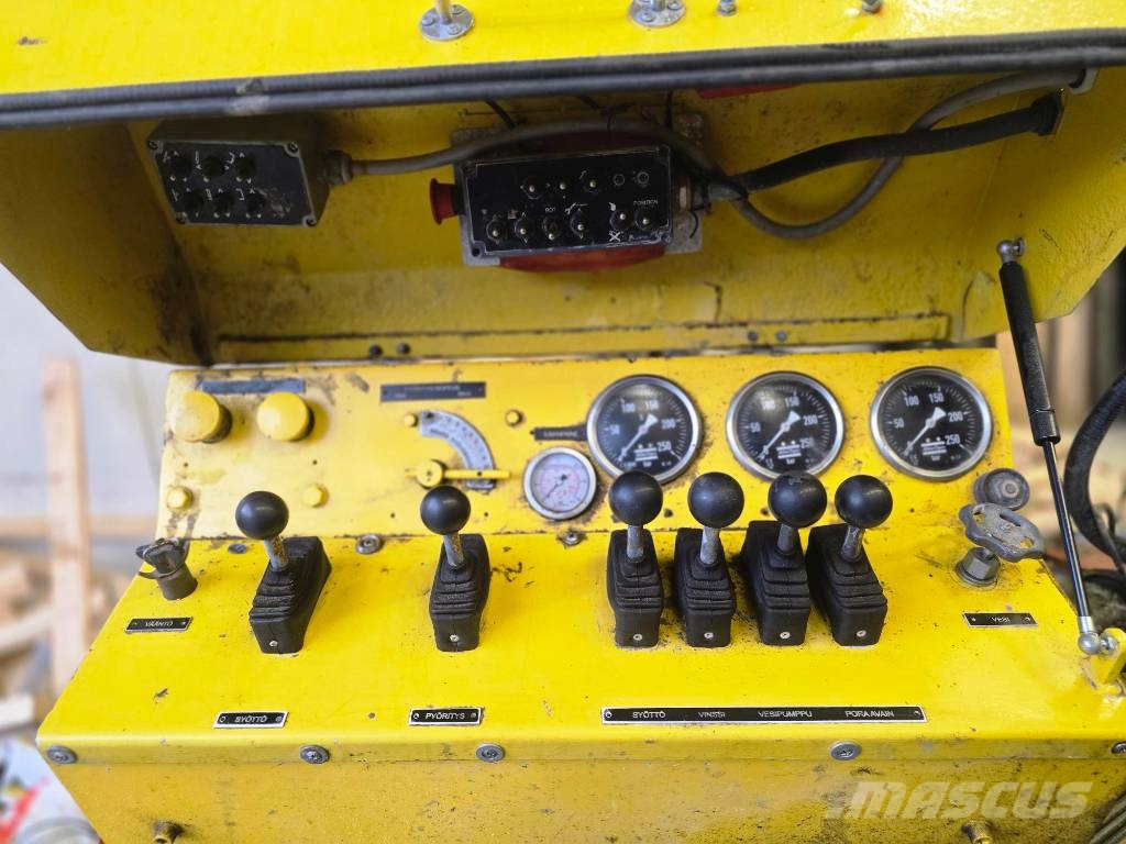 Atlas Copco WellDrill Y35 3050CR Verticale Boorinstallaties